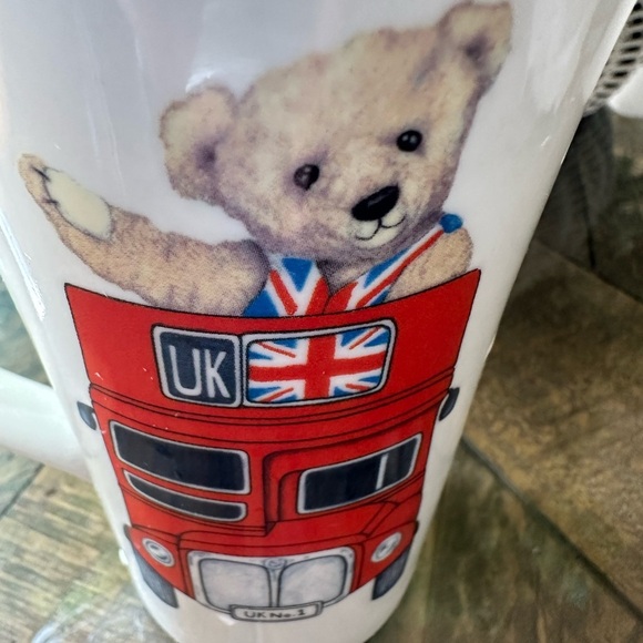 Rather Charming Teddy Bear Coffee Mug Lesser & Pavey British UK Fine Bone China - Picture 3 of 6
